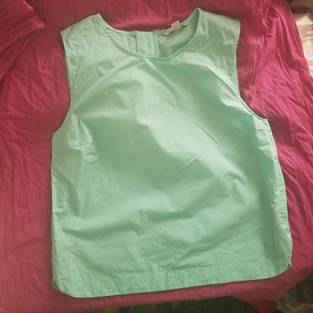 GAP Sleeveless Top